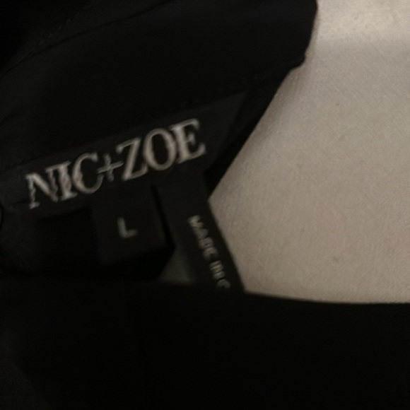 Nic + Zoe size large black women’s sleeveless pullover blouse - Picture 5 of 5